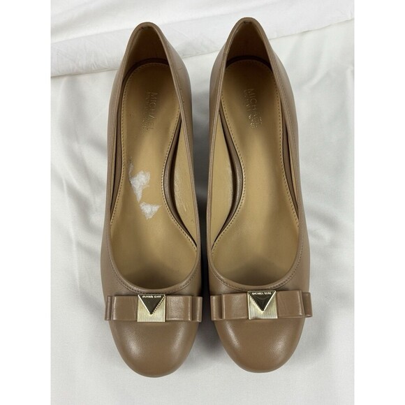 Michael Kors Heels Nude Tan 8.5 M Round Toe Block Heel Pumps Bow - Picture 1 of 11